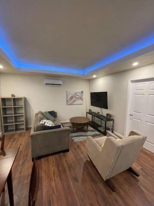 Brand New 2Br Cute Blue Led In North Fresno Leilighet Eksteriør bilde